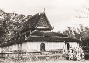 Theravada Buddhist temple near Nguu Son 